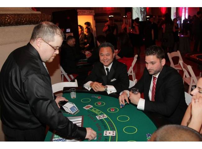 Kombinovaný stůl na Black Jack a Easy Poker/ simply poker/ ultimate poker